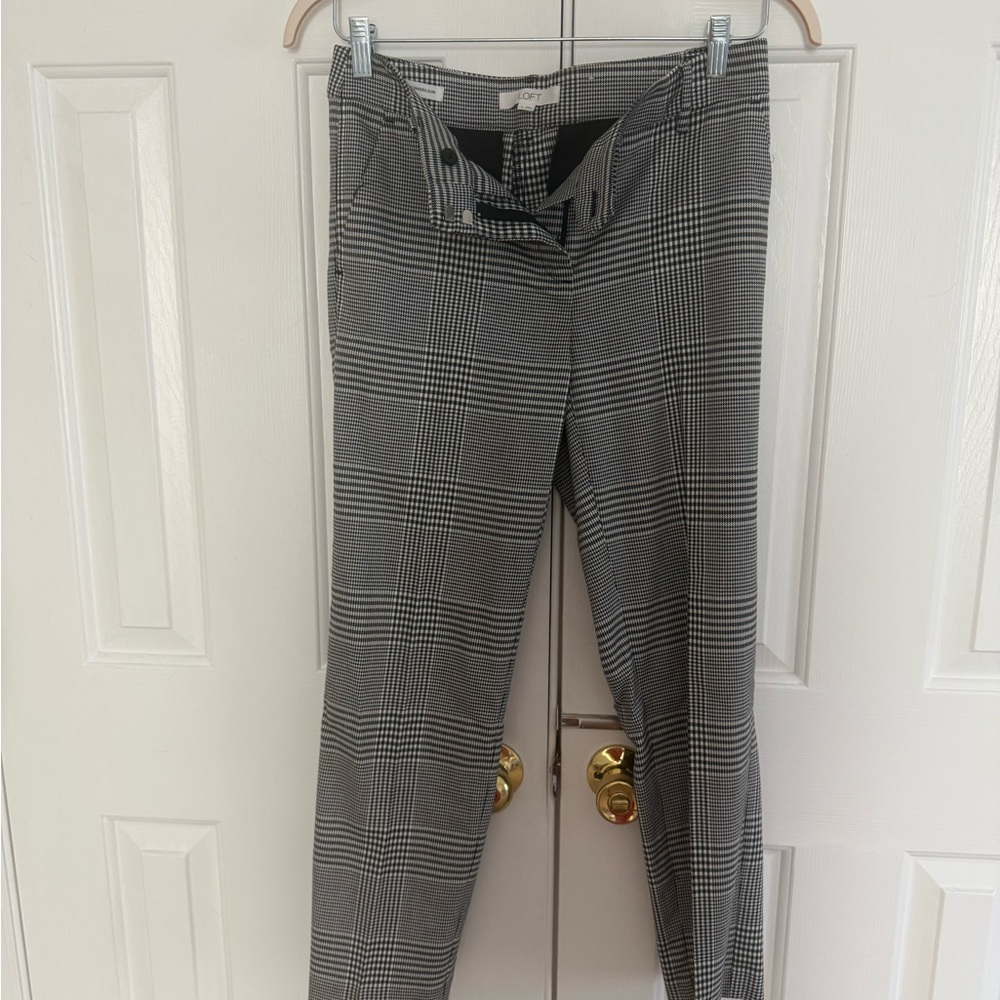 LOFT Black and White Houndstooth Pants